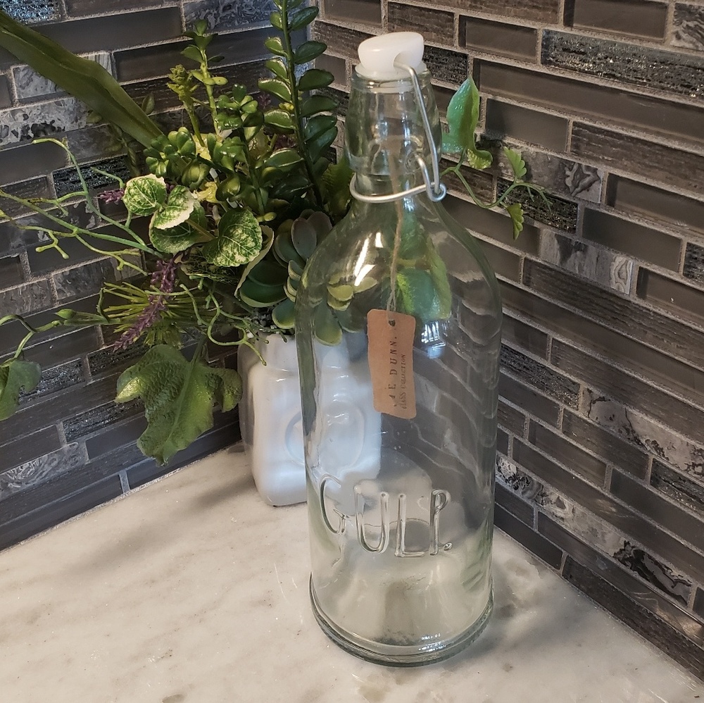 NWT RAE DUNN GULP GLASS BOTTLE
